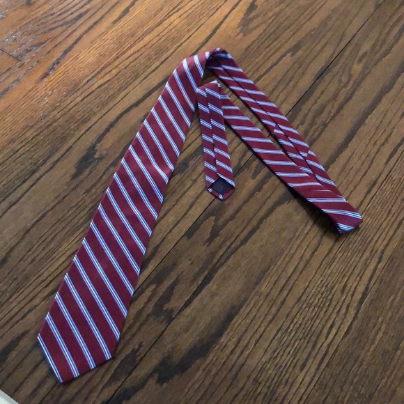 Brooks brothers tie - Picture 2 of 3